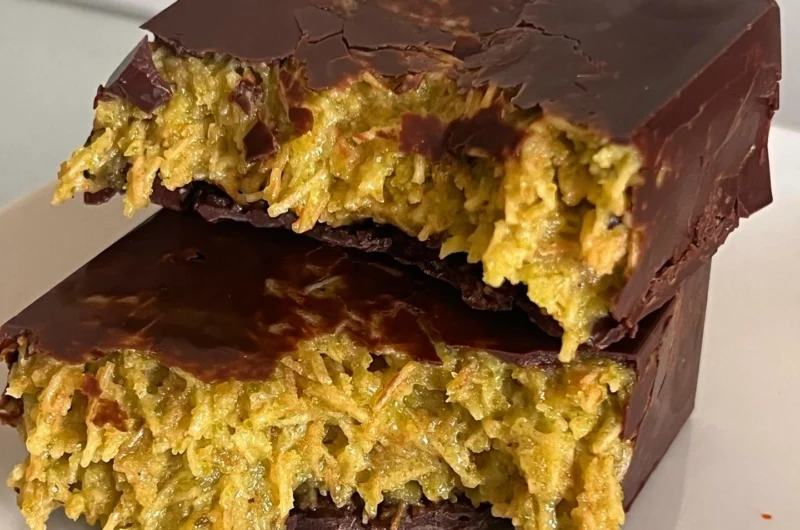 Dubai Chocolate Bar Recipe (Viral & Luxurious)